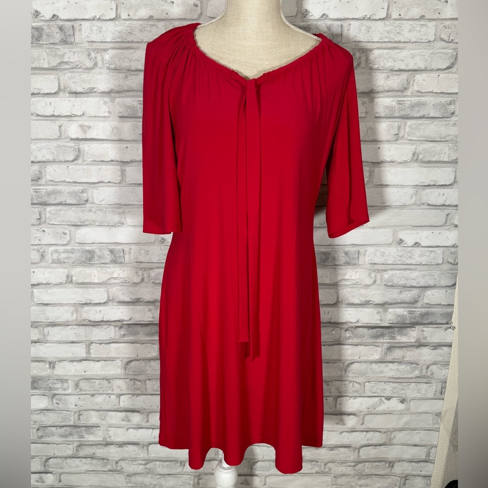 Tiana B Red Sheath Slinky Dress with Scoop Neck Large
